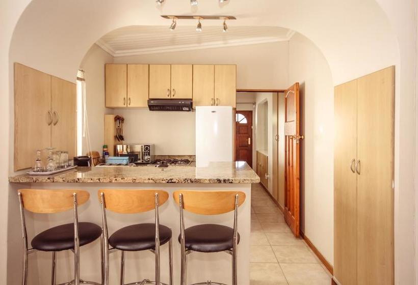 Pension 50 College Drive B&b 6