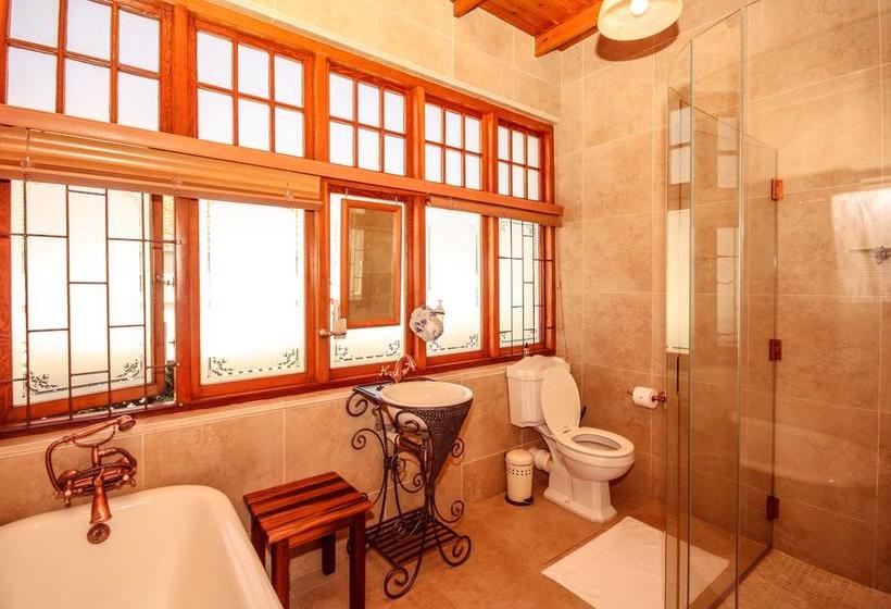 Pension 50 College Drive B&b 8