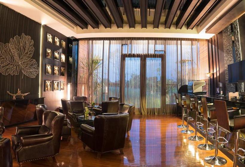 Hotel North Hill City Resort 12