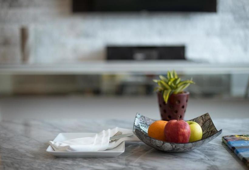 Hotel North Hill City Resort 15