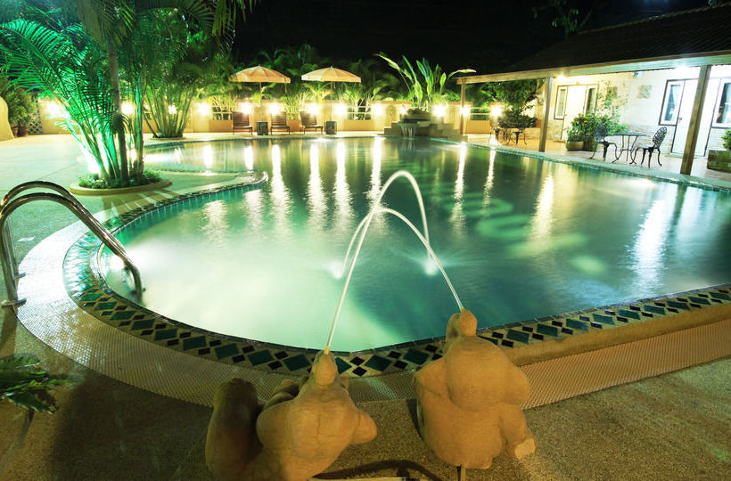 Hotel Baan Plai Doi Resort