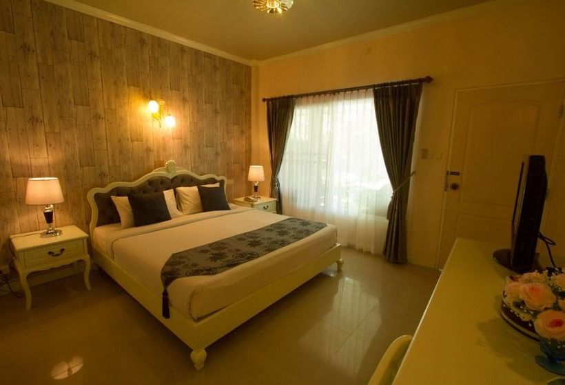 Hotel Baan Plai Doi Resort 18