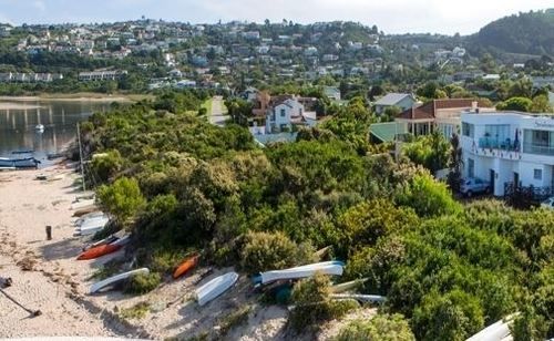 Pension Sunshowers Plett