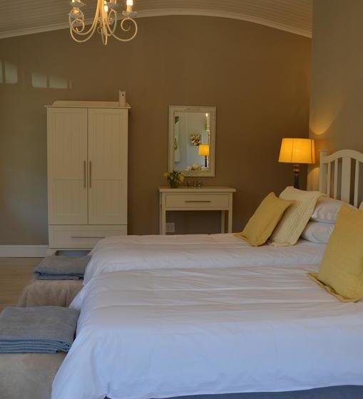 Pension By The Way Guesthouse 14