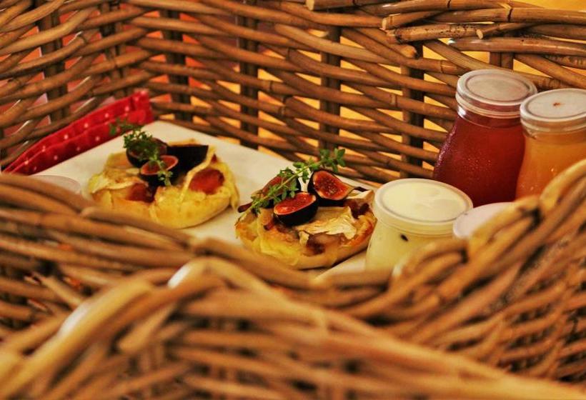 Pension By The Way Guesthouse 5