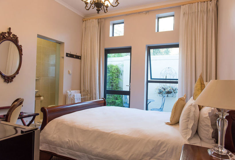 Bed and Breakfast Atlantic Ocean View Guest House 11