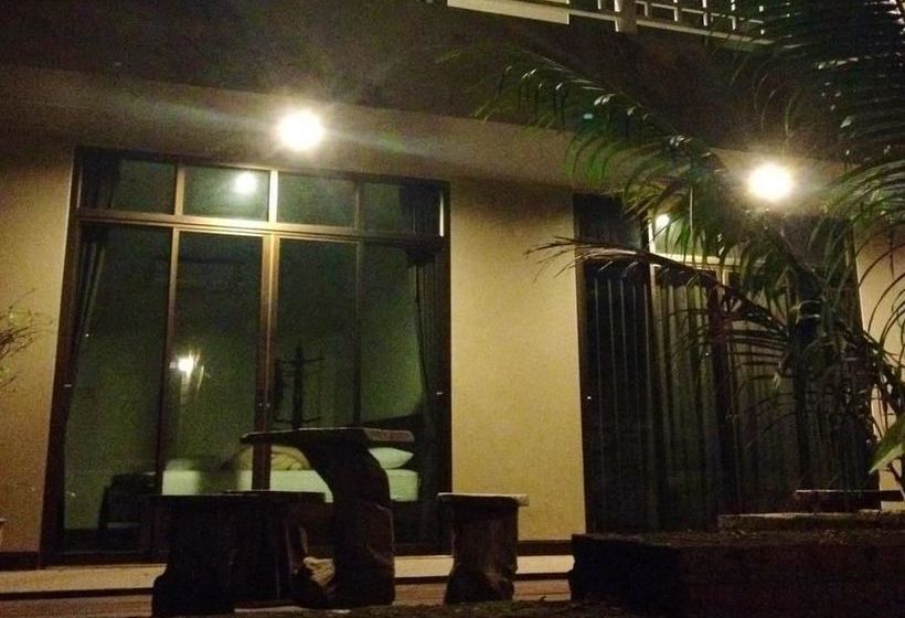 Hotel The Old Palace Resort 20