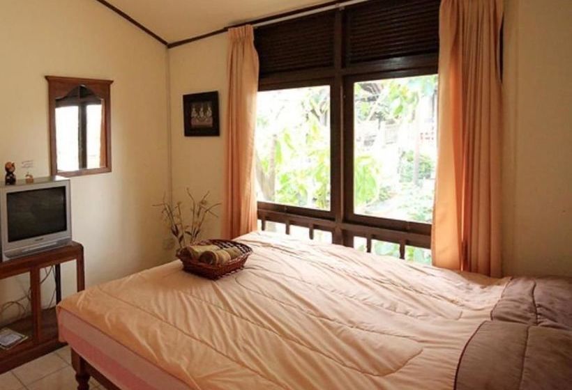 Hotel The Old Palace Resort 5