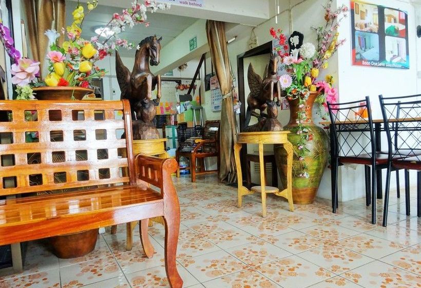 Hostel Baan One Love Ayutthaya 2