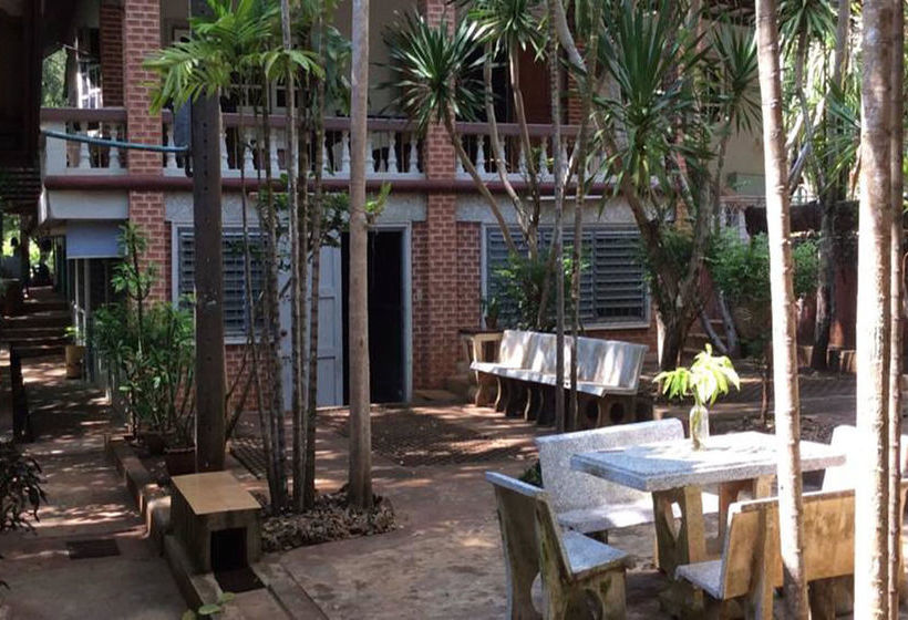 Pension Sam's Jungle Guesthouse 13