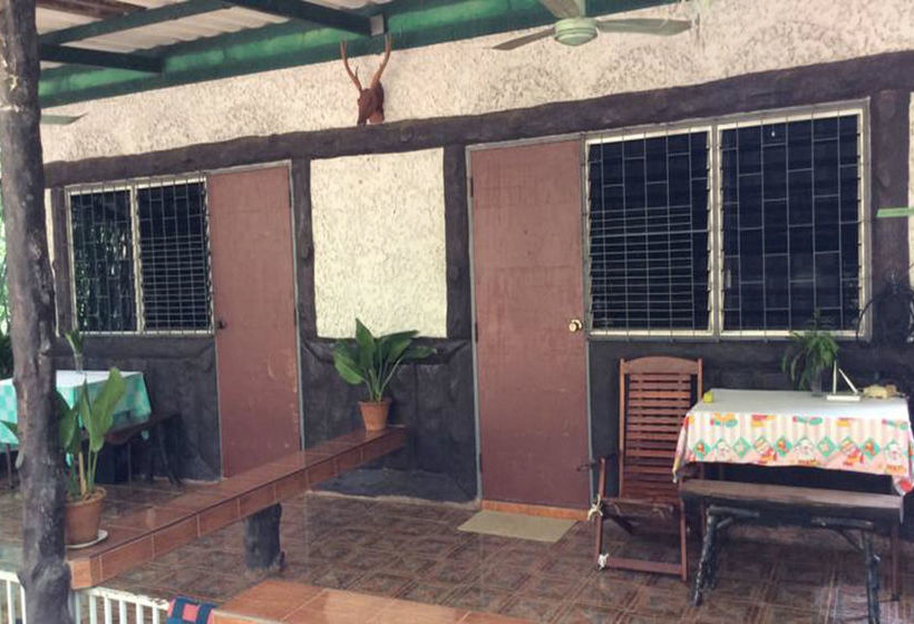 Pension Sam's Jungle Guesthouse 3