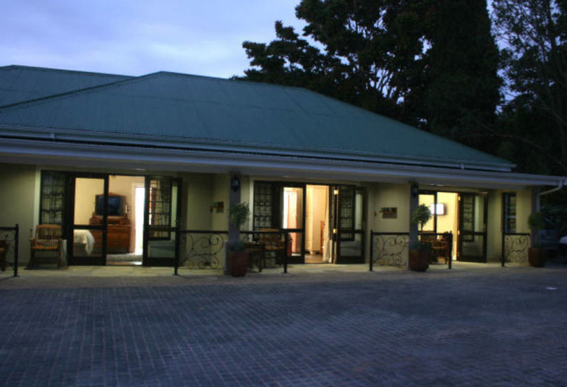 Bed and Breakfast Caledon 23 Country House 13