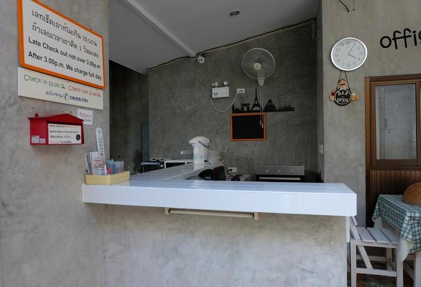 Pension Baan Ma Feung Guesthouse 8