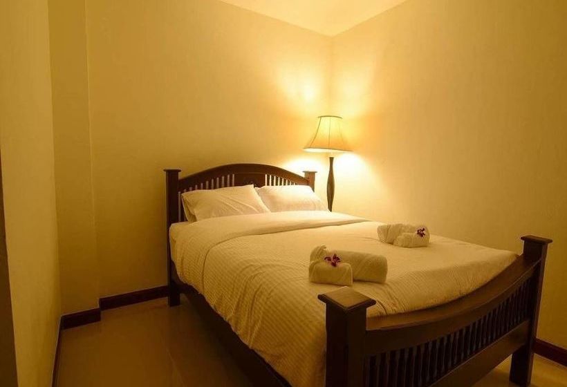 Pension Ban U Thong Accommodations 4