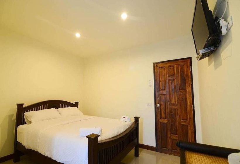 Pension Ban U Thong Accommodations 8