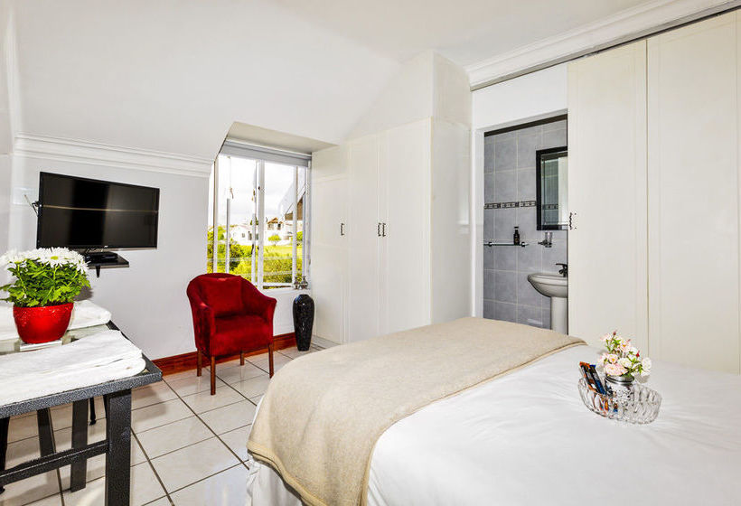 Pension Holiday Guesthouse Langebaan 9