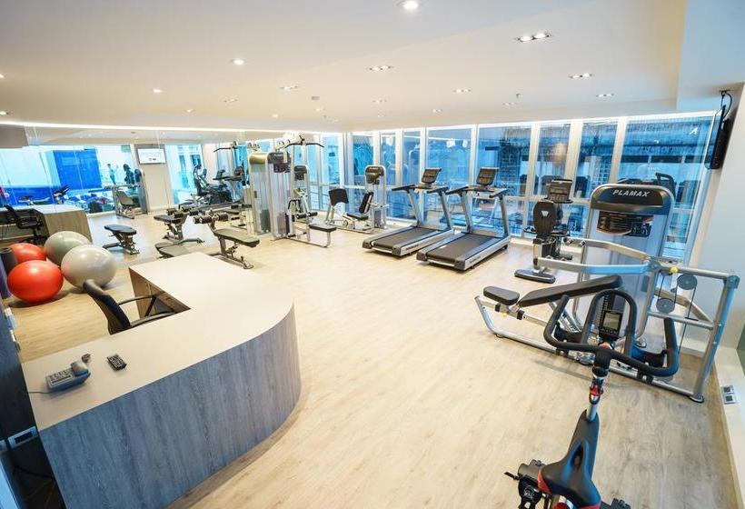 Hotel New Season Square 14