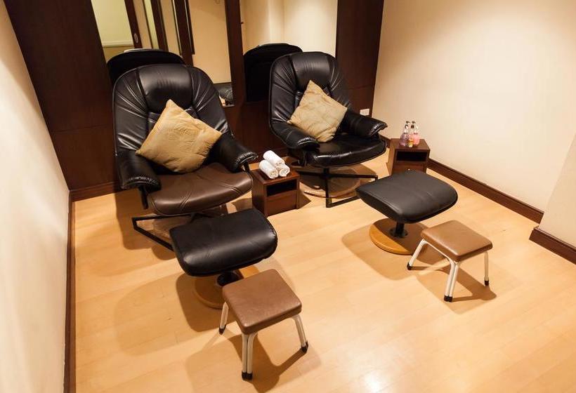 Hotel New Season Square 4