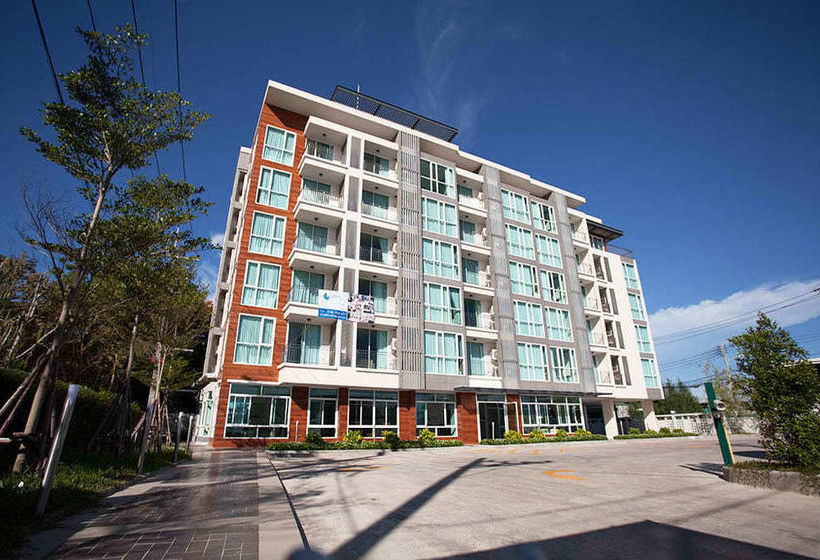 Bbg Seaside Luxurious Service Apartment Chonburi