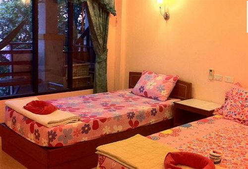 Hotel Bank Guest House 6