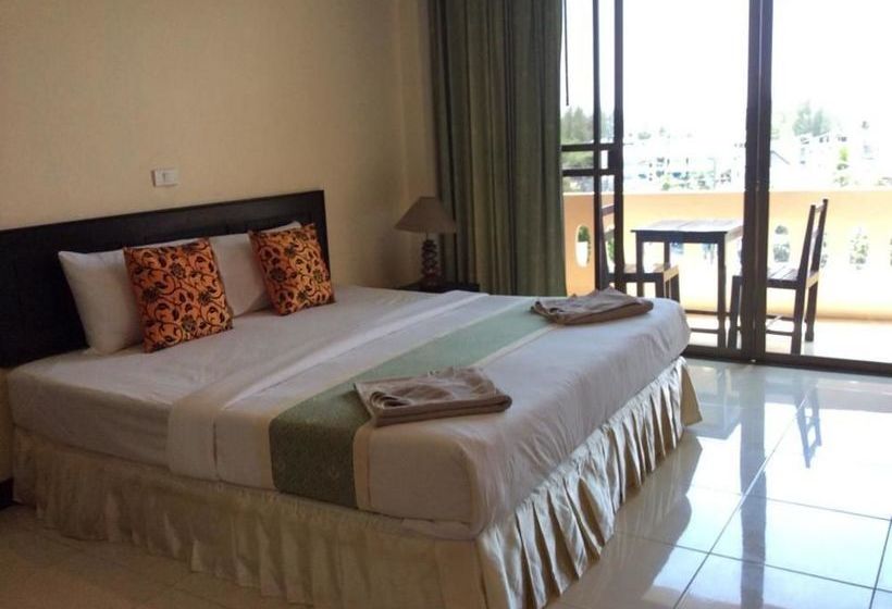 Hotel Surin Sunset 9