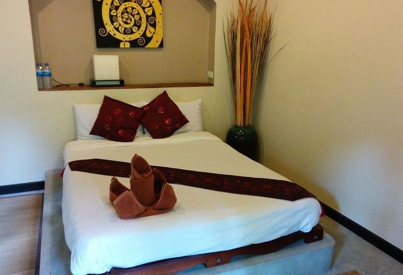 Resort Dolphin Bungalows 2