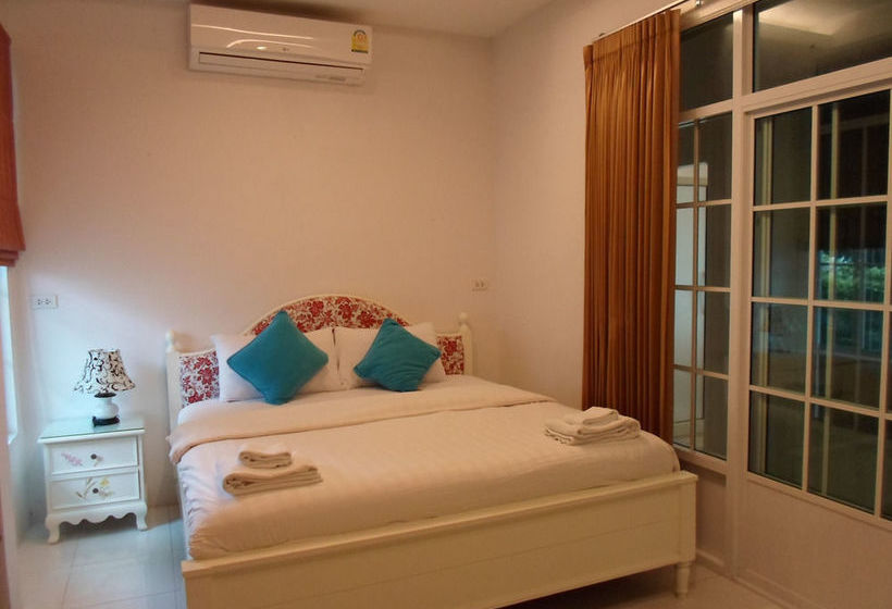 Hotel Janrapat Resort & Spa 9