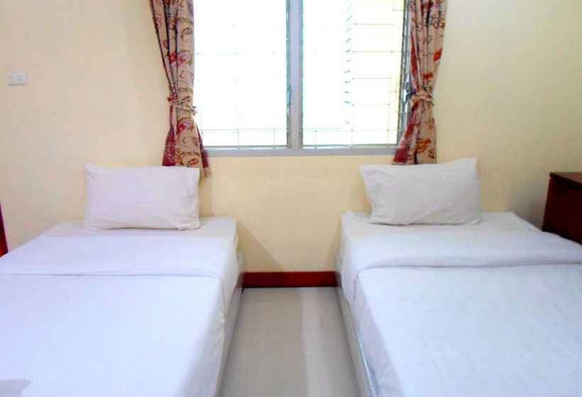 Hotel S Vittayakorn Apartment 9