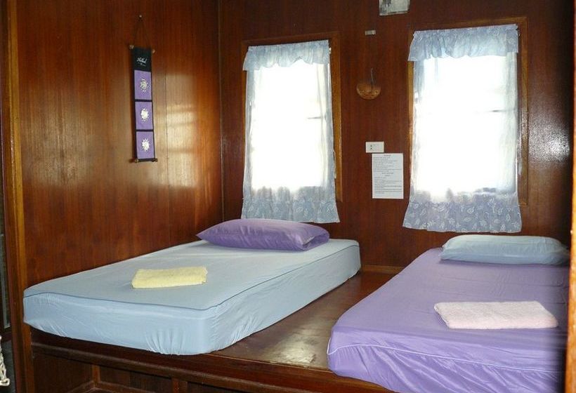 Zoe Frenchy Resort 1