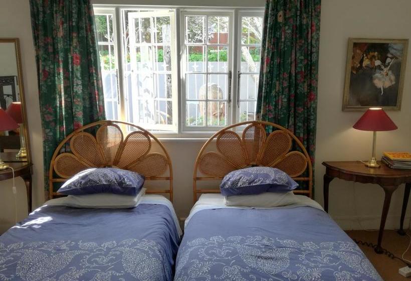 Bed and Breakfast Valley Guest House 4