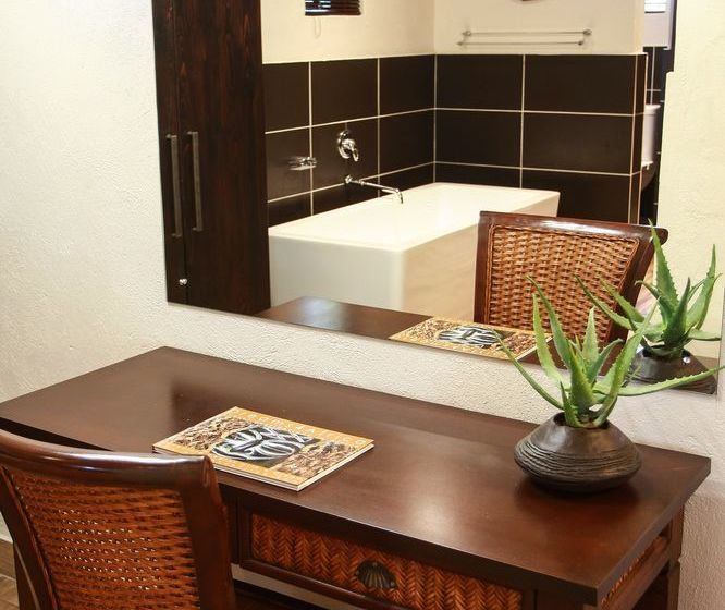 Pension Woodlands Guest House 15