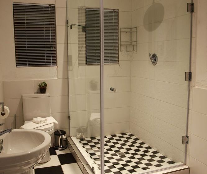 Pension Woodlands Guest House 18