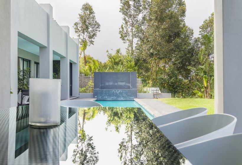 Pension The Platinum Boutique 3