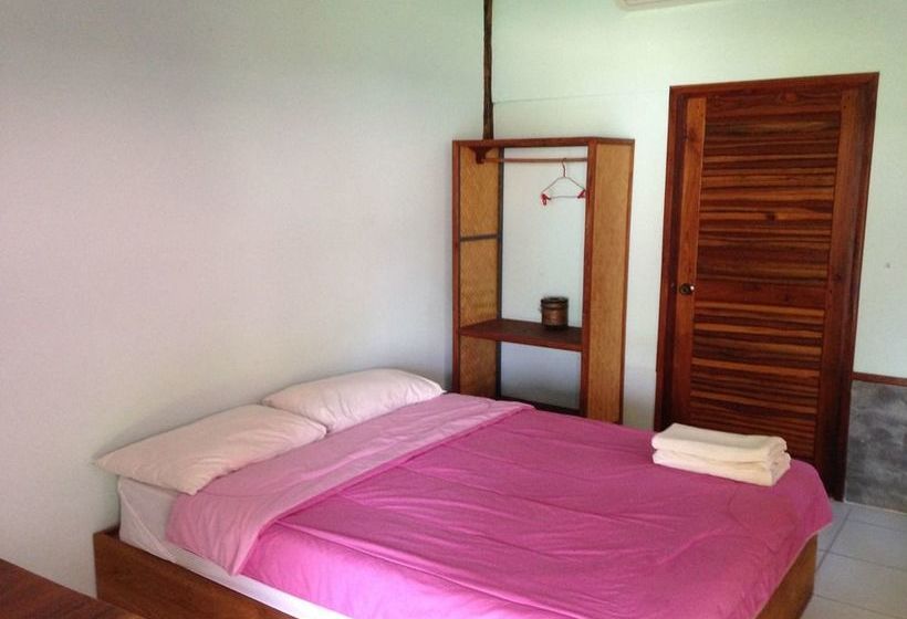 Hotel Pitchaporn House 10