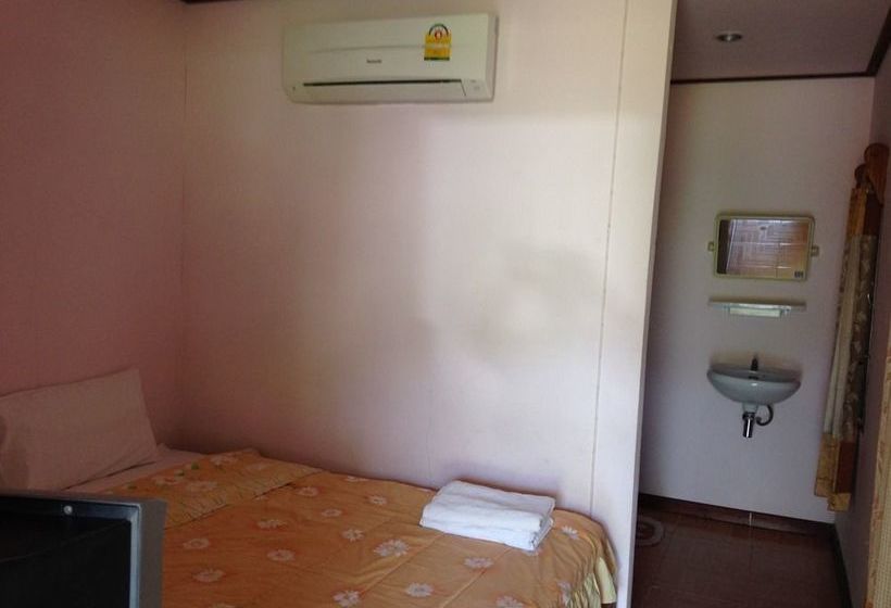 Hotel Pitchaporn House 11