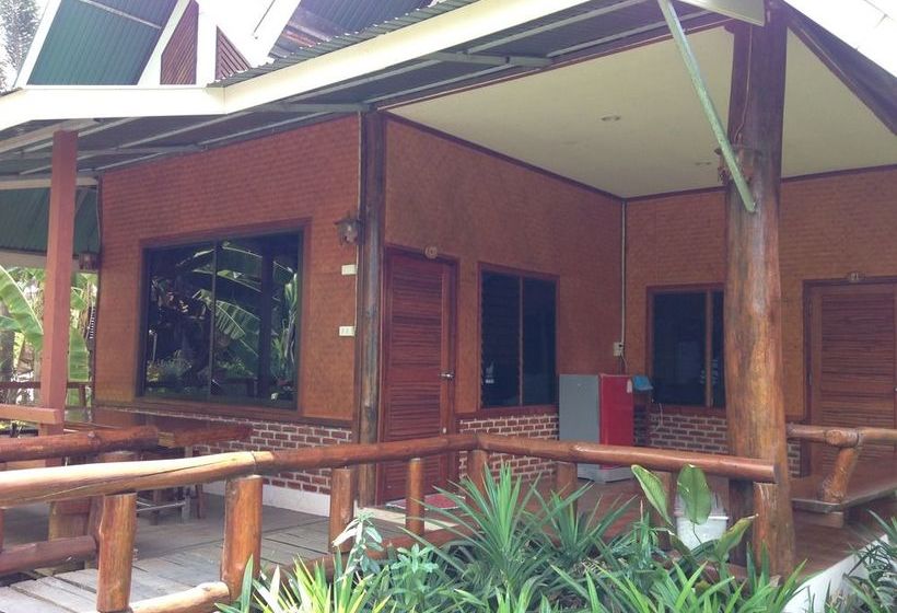 Hotel Pitchaporn House 13