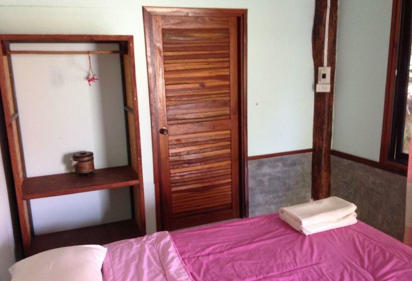 Hotel Pitchaporn House 8