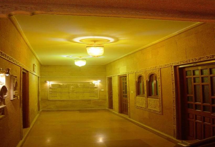 Hotel Lalgarh Fort & Palace 4