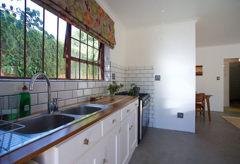 Stellenbosch Gardens 11