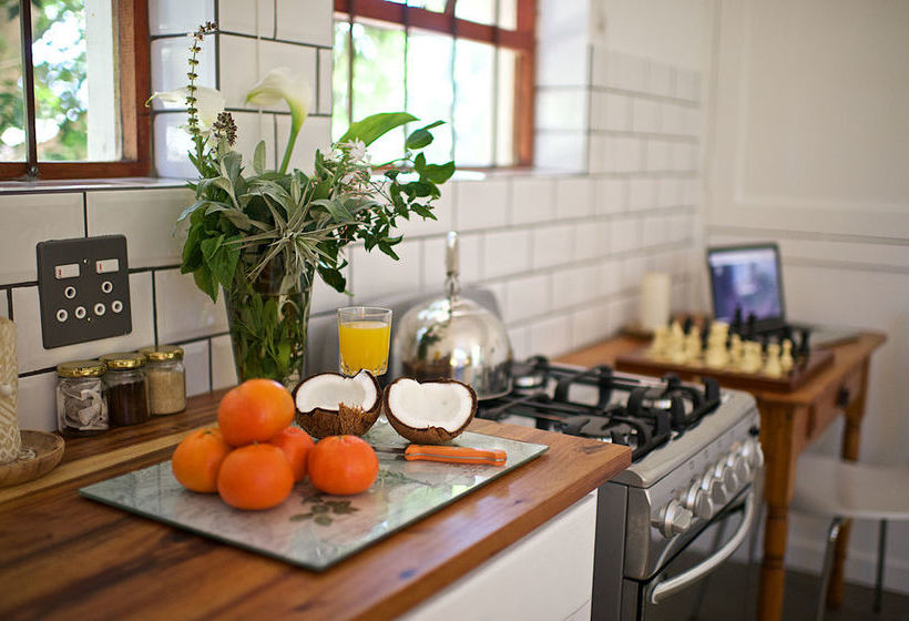 Stellenbosch Gardens 14