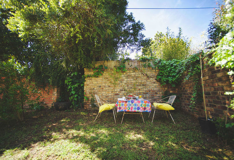 Stellenbosch Gardens 20