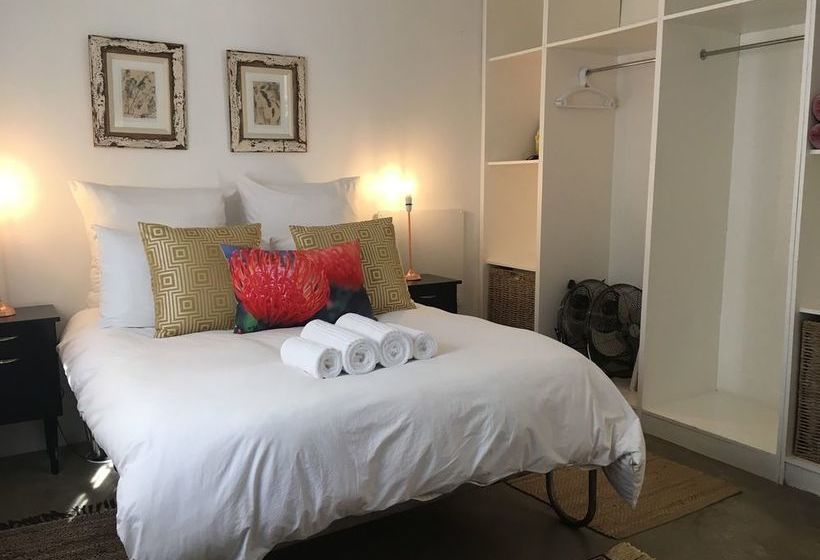 Stellenbosch Gardens 7