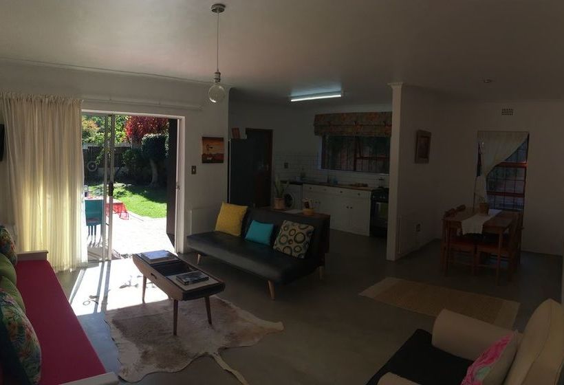 Stellenbosch Gardens 8