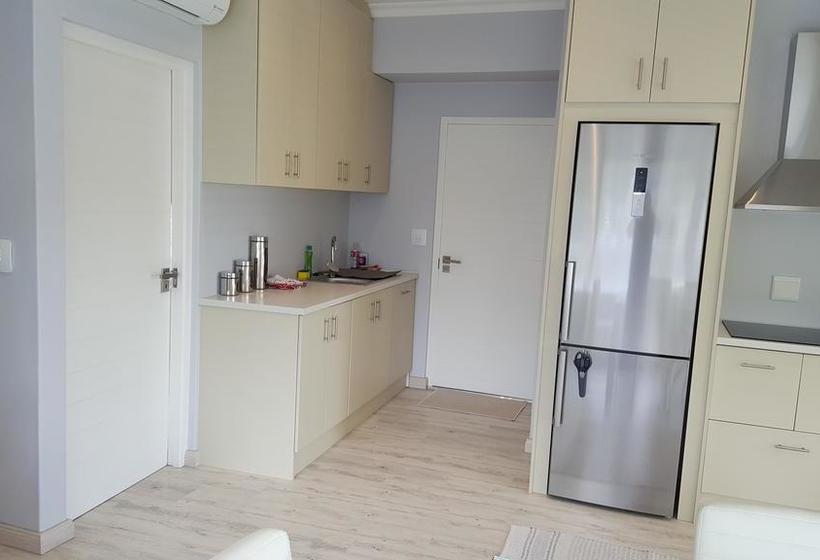 Constantia Cottages 8