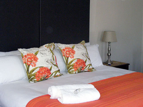 Pension Karoo Sun Guest House 11