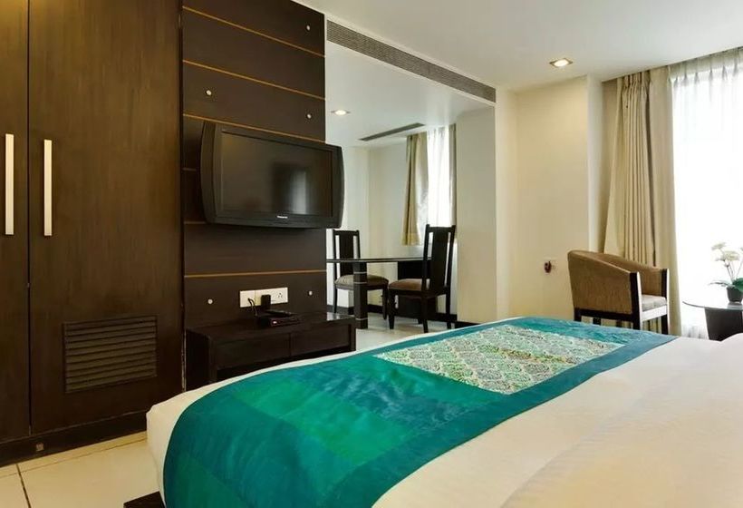 Hotel Golf View Suncity 10