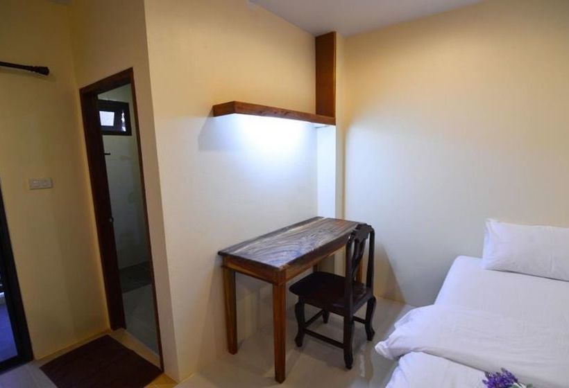 Hotel The Boon House 11