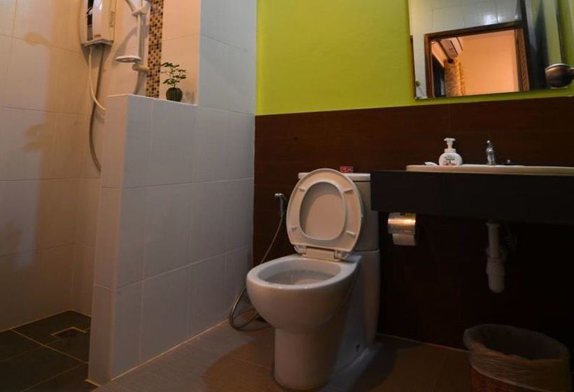 Hotel The Boon House 13