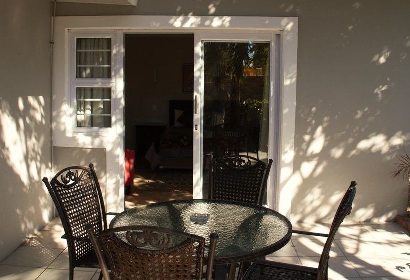 Pension Port Elizabeth Guest House 12