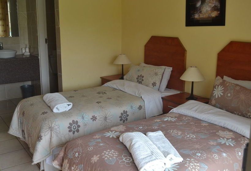 Bed and Breakfast Transit Guest Lodge 11